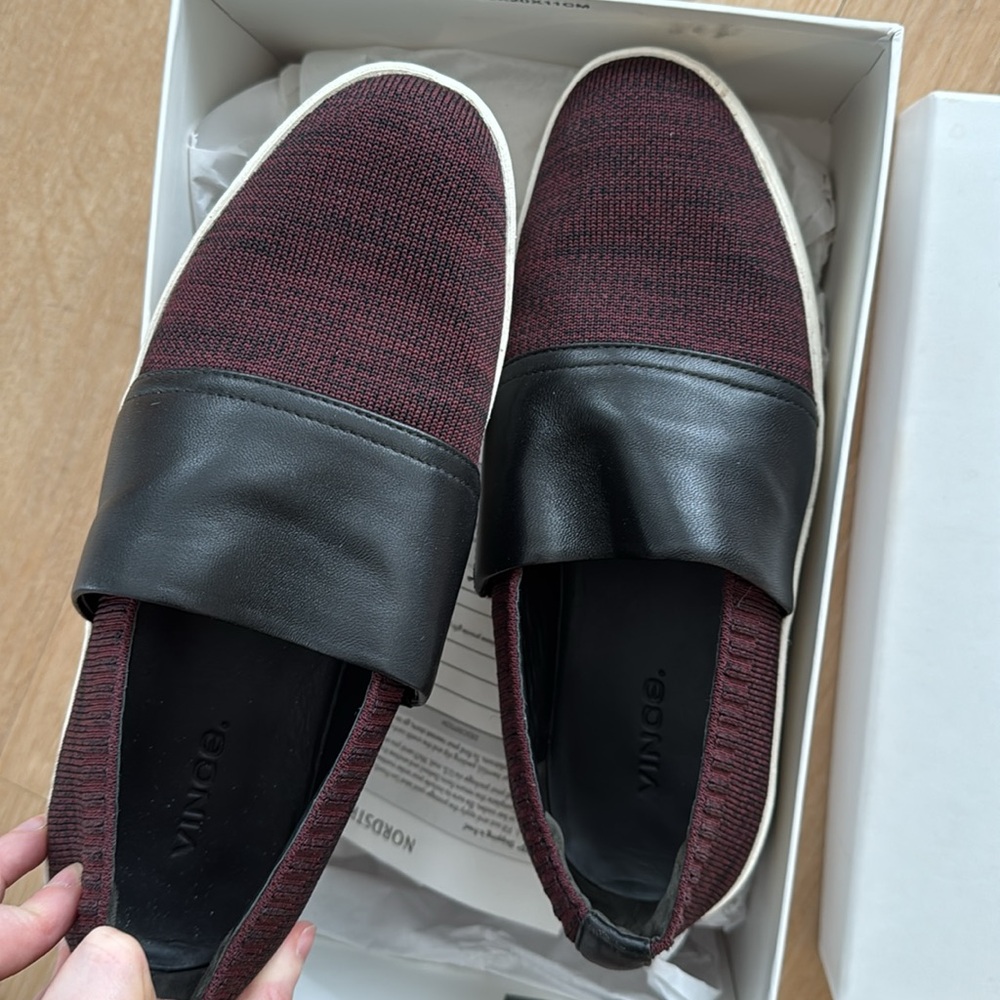 Vince Bordeaux Slides